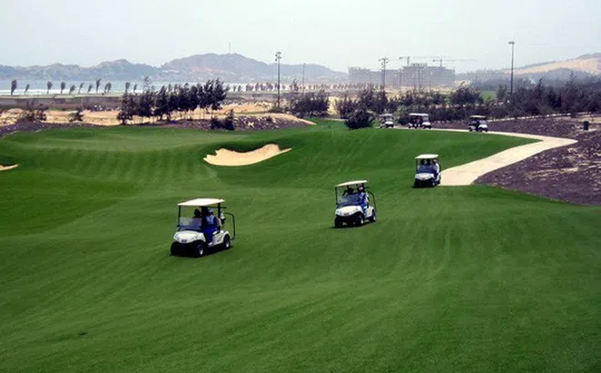 Quan chức Bình Định chơi golf "lậu" giải trình chơi golf theo giấy mời
