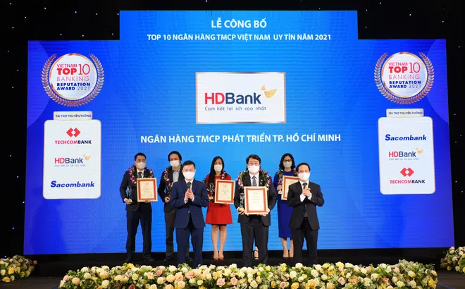 Kinh doanh hiệu quả, đồng hành cùng nền kinh tế vượt Covid-19, HDBank khẳng định vị thế top 5 ngân hàng uy tín nhất Việt Nam