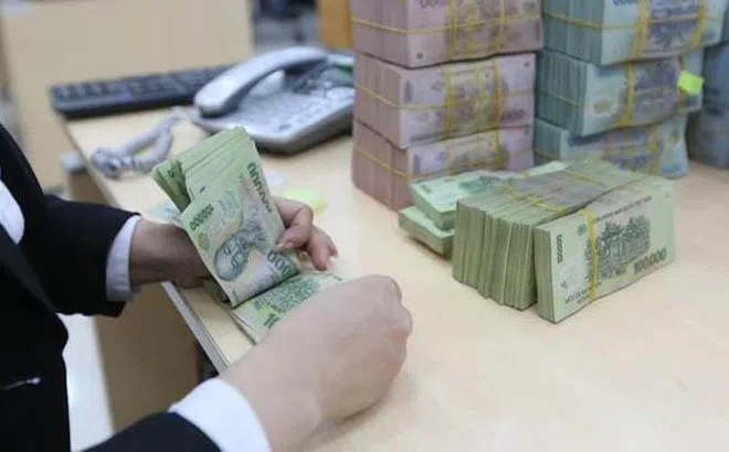 Quy định mới về lãi suất rút trước hạn tiền gửi tại tổ chức tín dụng