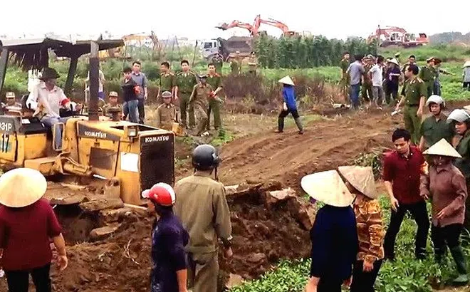 Cần bổ sung thêm các điều khoản về điều kiện thu hồi đất