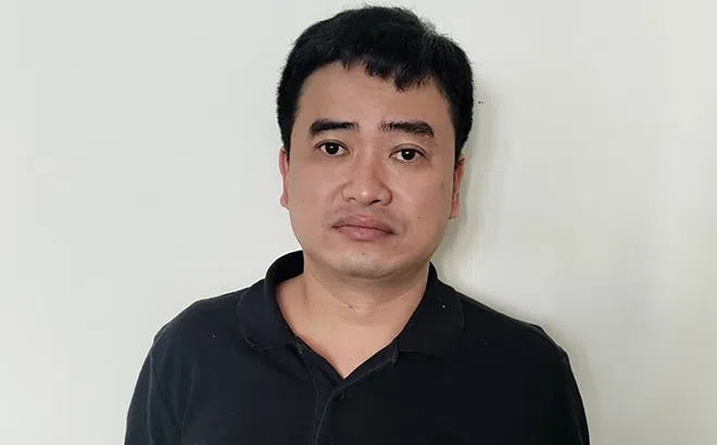 Vụ ông trùm cung ứng kit xét nghiệm vừa bị bắt: Việt Á chuyển tiền chi ngoài hợp đồng qua số điện thoại vợ ông Phan Quốc Việt