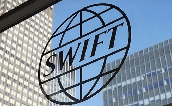 Liên minh châu Âu chính thức công bố 7 ngân hàng của Nga bị loại khỏi SWIFT