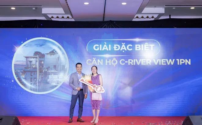 Khách hàng mua C-Sky View trúng căn hộ C-River View