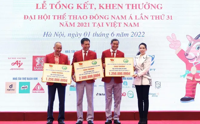 Golf Long Thành trao thưởng 5 tỷ đồng cho các vận động viên có thành tích xuất sắc tại SEA Games 31