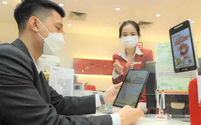 HDBank tiếp tục khuấy động làn sóng miễn 100% phí giao dịch