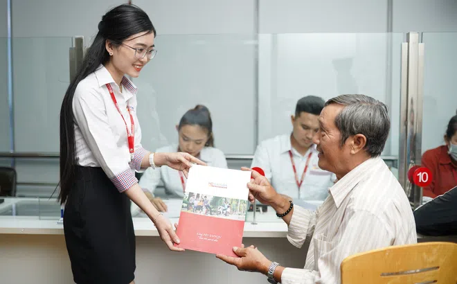 Công nhân phấn khởi đón Tết sum vầy với giải pháp tài chính mới