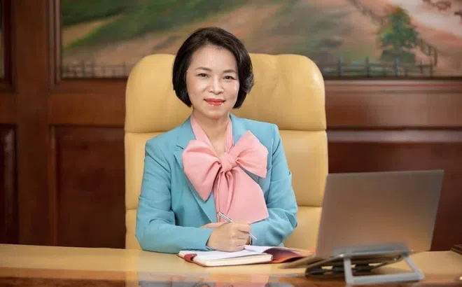 Bà Phạm Thu Hương - người vợ tào khang của tỷ phú Phạm Nhật Vượng xuất hiện tại lễ trao giải VinFuture