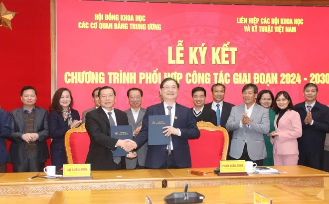 Hội đồng Khoa học các Cơ quan Đảng Trung ương và VUSTA ký kết chương trình phối hợp giai đoạn 2024-2030