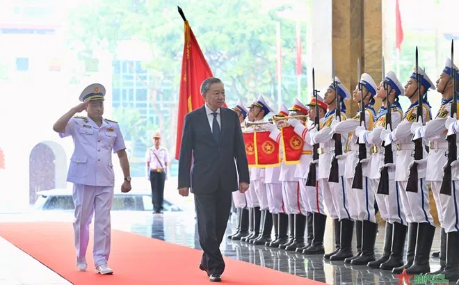 Chủ tịch nước Tô Lâm thăm và làm việc tại Quân chủng Hải quân