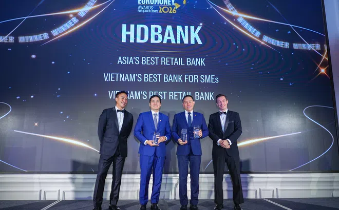 Danh hiệu “Ngân hàng Bán lẻ tốt nhất châu Á” lần đầu tiên được trao cho một ngân hàng Việt Nam