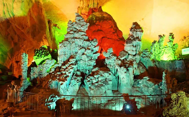 Phong Nha Kẻ Bàng luôn hút khách đến tham quan