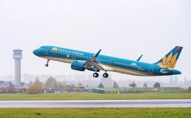 Để cứu Vietnam Airlines khỏi phá sản, ba ngân hàng cam kết cho vay 4.000 tỷ đồng