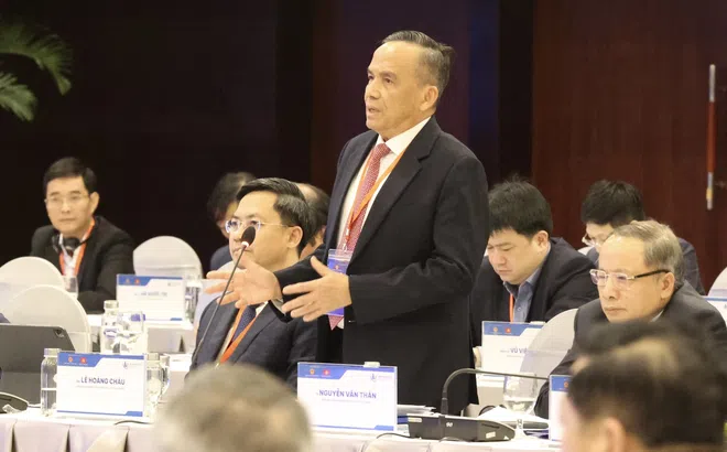 Chủ tịch HoREA: Cần có giải pháp gỡ vướng pháp lý dự án nếu không thị trường bất động sản có thể rơi vào suy thoái
