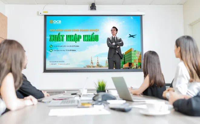 OCB giảm 2,7% lãi suất vay USD cho doanh nghiệp xuất nhập khẩu