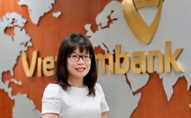 Lãnh đạo Vietcombank nói gì về quyết định tăng loạt phí dịch vụ thẻ ATM, tín dụng?
