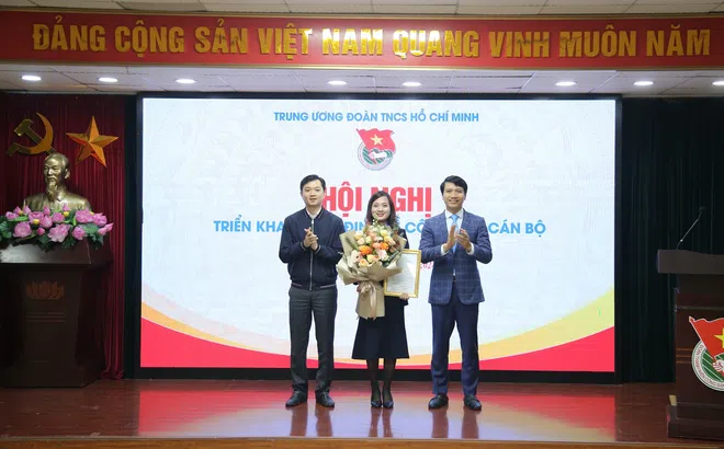 Ban Bí thư Trung ương Đoàn trao quyết định điều động, bổ nhiệm cán bộ
