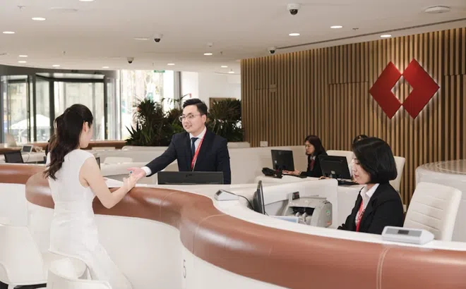 Cổ đông ngân hàng Techcombank sắp được nhận cổ tức bằng tiền mặt và cổ phiếu