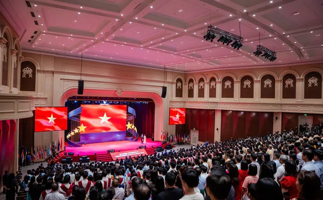 Lễ khai giảng đặc biệt của sinh viên khóa 5 VinUni