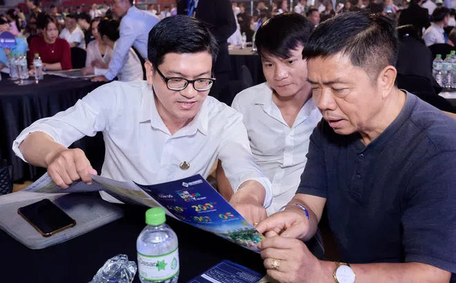 Nhà đầu tư háo hức tìm cơ hội sở hữu nhà phố đẳng cấp của Sun Group tại Hà Nam