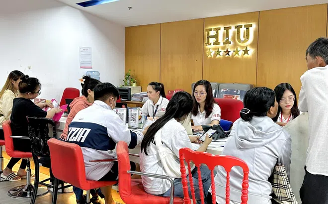 HIU tung chính sách học phí đặc biệt năm 2025: Học phí nhẹ hàng, học bổng ngập tràn