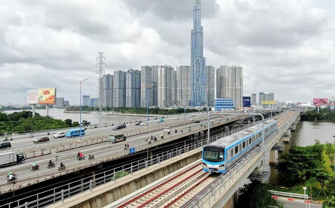 Bất động sản và đầu tư công: Hai "con sóng lớn" trên thị trường chứng khoán năm 2025