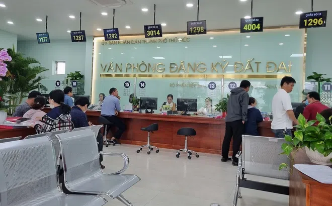TP.HCM đề xuất phân cấp chính quyền xã cấp sổ hồng lần đầu cho cá nhân: Hướng tới tinh gọn, hiệu quả và phục vụ người dân tốt hơn