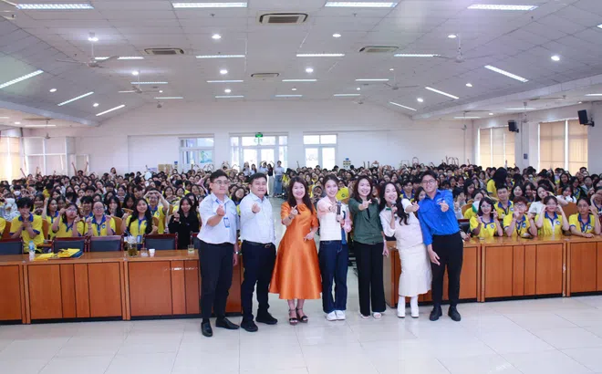 Hơn 700 sinh viên UFM tham gia Ngày hội “Kỹ năng cần thiết cho Gen Z trong thời đại số”