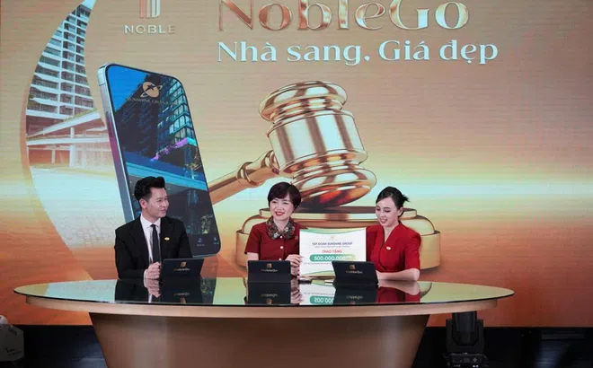 Khách ủng hộ 500 triệu thiện nguyện, Sunshine Group giảm thêm 1,5 tỷ ngay trên sóng livestream