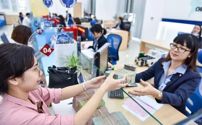 Ngân hàng bứt tốc nửa đầu năm 2025: Tín dụng khởi sắc, lợi nhuận tăng vọt