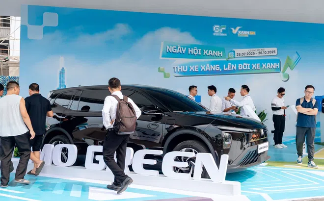 Đổi xe xăng lấy Limo Green ngay tại sự kiện “Ngày hội xanh” Hà Nội: Tài xế dịch vụ nhận gói hỗ trợ kép, giảm ngay 15 triệu đồng