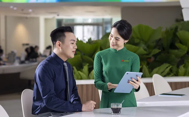 Huy động 2,36 tỷ USD, VPBank được vinh danh Tổ chức phát hành tài chính bền vững tốt nhất Việt Nam