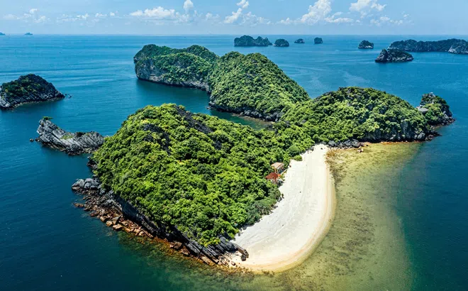 Lý do sức hút Cát Bà chưa bao giờ hạ nhiệt