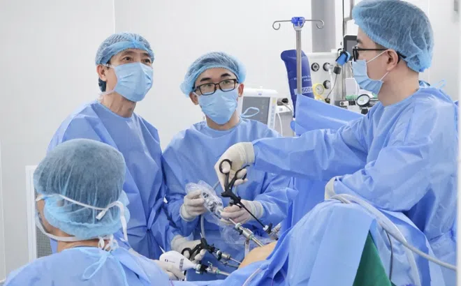 Ca phẫu thuật “cân não” cứu bệnh nhân ung thư tiêu hoá đa bệnh nền tại Vinmec Cần Thơ
