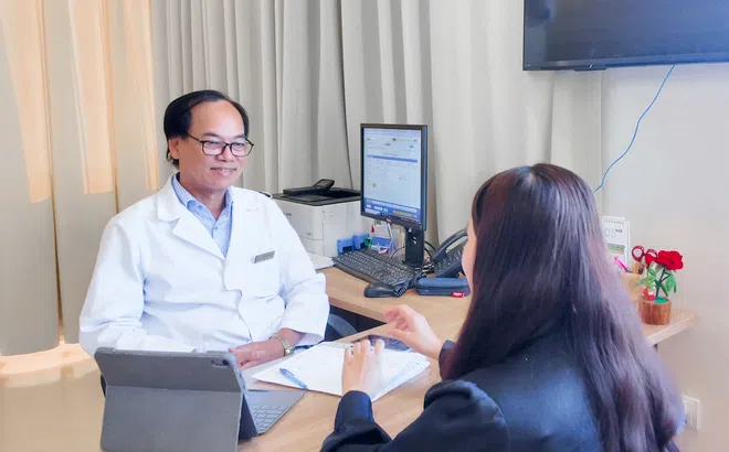 Chuyên gia sản khoa hơn 30 năm đồng hành cùng mẹ và bé