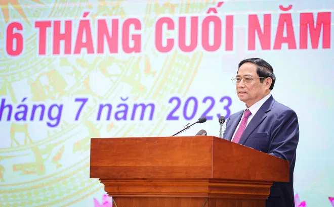 Thủ tướng: Đẩy mạnh triển khai thực hiện gói tín dụng 40.000 tỷ đồng hỗ trợ lãi suất và 120.000 tỷ đồng cho vay NƠXH