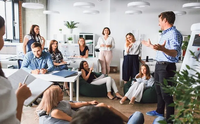 Văn hoá doanh nghiệp đóng vai trò quan trọng như thế nào trong sự phát triển của tổ chức hiện nay?