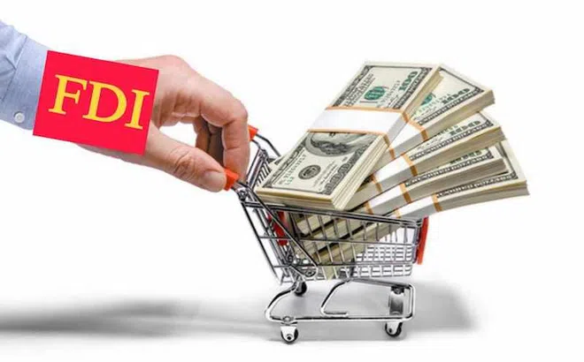 Việt Nam đã thu hút được bao nhiều vốn đầu tư nước ngoài trong 35 năm qua?