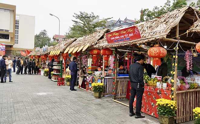 Khai mạc Hội báo Xuân Giáp Thìn và Lễ hội không gian xưa “Chợ Tết quê” năm 2024 ở tỉnh Quảng Bình