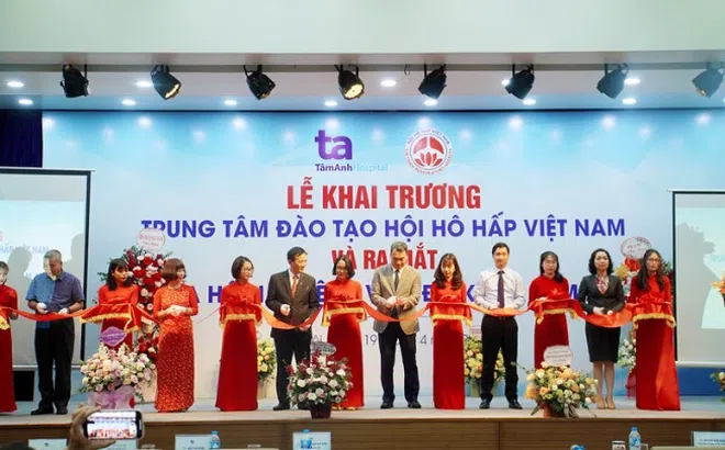 Khai trương Trung tâm Đào tạo Hội Hô hấp Việt Nam và ra mắt Khoa Hô hấp Bệnh viện Đa khoa Tâm Anh