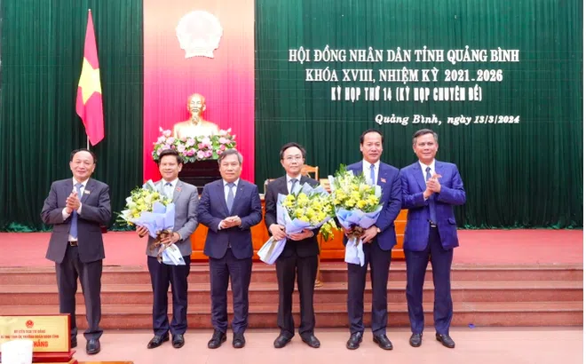 Ông Hoàng Xuân Tân làm Phó Chủ tịch UBND tỉnh Quảng Bình