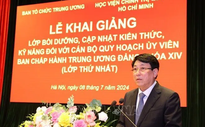 Khai giảng lớp thứ nhất bồi dưỡng cán bộ quy hoạch Ủy viên Ban Chấp hành Trung ương Đảng khóa XIV