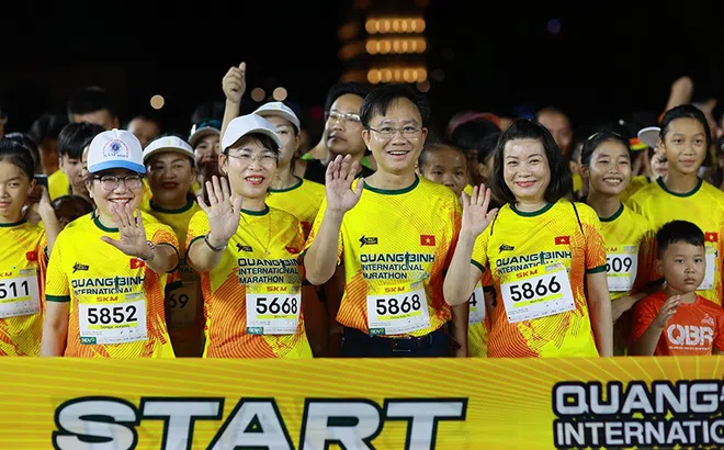Giải marathon quốc tế Quảng Bình đã thu hút được nhiều du khách đến với địa phương này