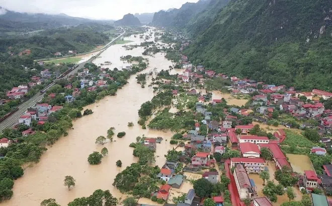 Quảng Bình kêu gọi hỗ trợ cho bà con vùng lũ được 8,075 tỷ đồng