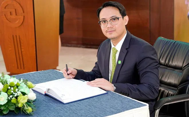 Một chủ tịch sinh năm 1995 có tài sản giảm hơn 400 tỷ đồng trong năm 2024, chơi lớn khi vay thêm 700 tỷ để đầu tư vào trái phiếu và cổ phiếu