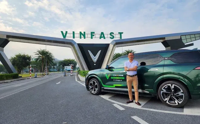 Doanh nhân sở hữu VinFast VF 9: “Xe đi khỏe người, một ngày lái 850 km không biết mệt”