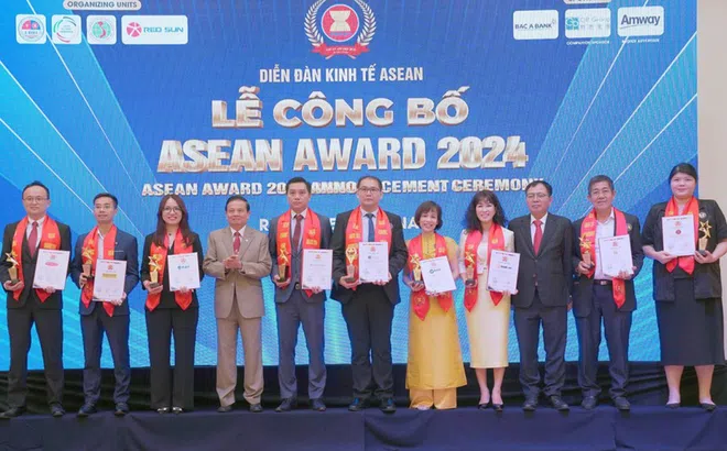 Amway Việt Nam nhận giải thưởng Doanh nghiệp xuất sắc ASEAN
