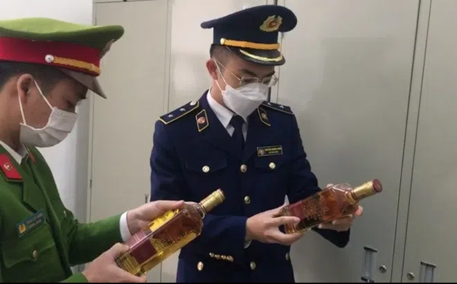 Ngày cuối năm, hàng giả, hàng lậu, thực phẩm bẩn hoành hành bị thu giữ và xử lý với khối lượng khủng